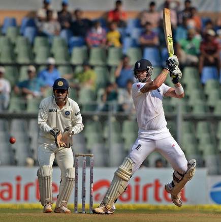 ..across formats and  @YUVSTRONG12 dismissed him on 5 occasions across formats and then there was crafty  @ashwinravi99.  @KP24, however, cleared his counter-attacking intentions when he hit his first 4 against  @harbhajan_singh by leaning forward to a wide-flighted ball..