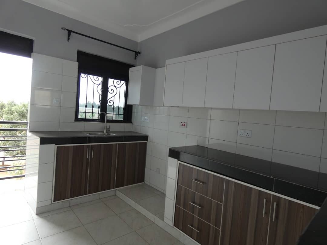 realestate_ug's tweet photo. SPACIOUS 2 BEDROOMS APARTMENTS UNITS FOR RENT
📍🏠Kira,shimoni Road
●2 Bathrooms
870,000 ugx per month
Call/WhatsApp:+256702342333 for viewing
https://t.co/UTbPMGMXTJ
#uganda #kampala #realestateuganda #rentalproperty #spectrumproperties #Househunting #apartment https://t.co/Irn7hY3wUp