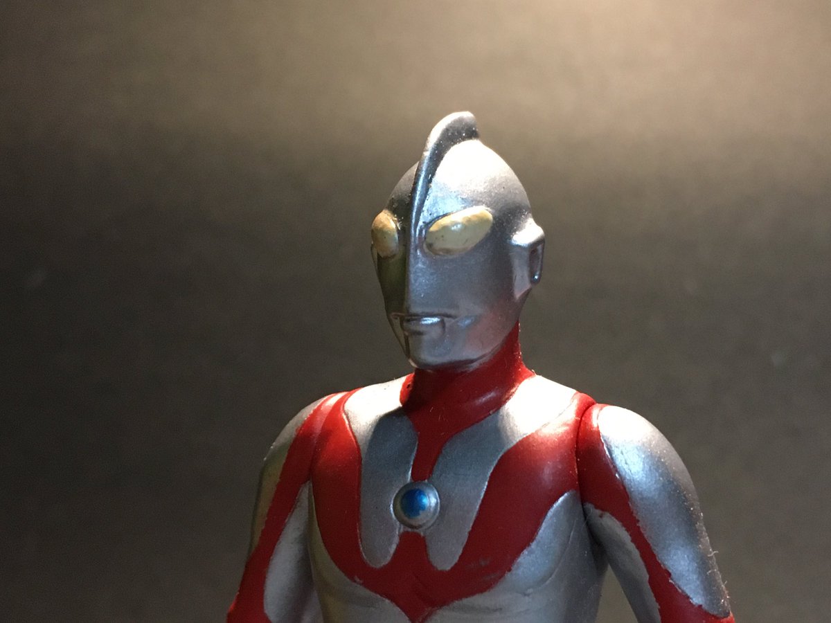 桜島2号 ソフビ道 ウルトラマンaタイプ レッドキング 大きなソフビが買えない 私の小さいけどリアルな ソフビの楽しみ 脳内再生される激しいバトル ソフビ道 ウルトラマン レッドキング