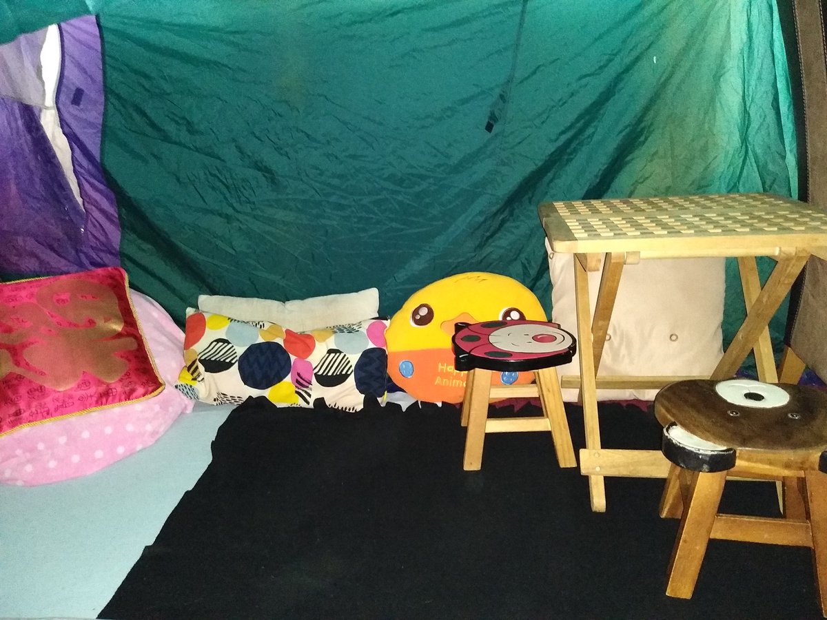 m__streeter's tweet photo. Streeters' Den Day entry. Complete with dining room, living room and bedroom @Manorcroft #rainydayactivities #savethechildren #denday https://t.co/McKbIOBIXR
