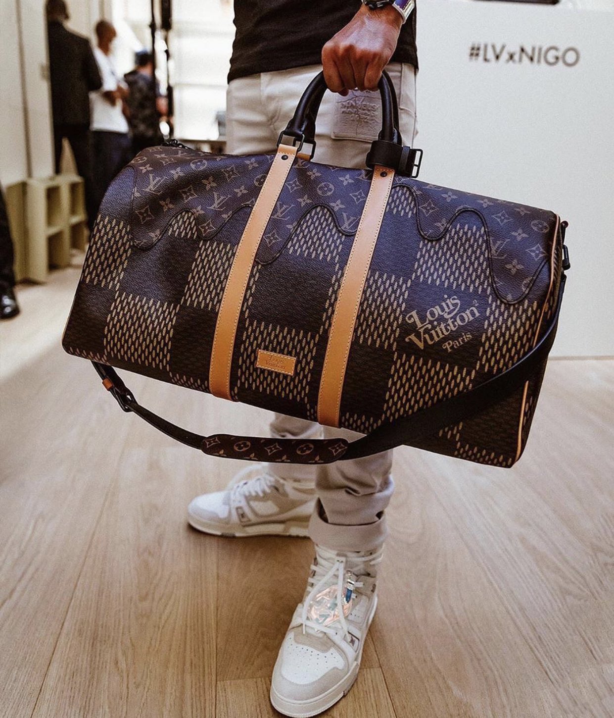 Outlander Magazine on X: Louis Vuitton x NIGO “Drip” Keepall