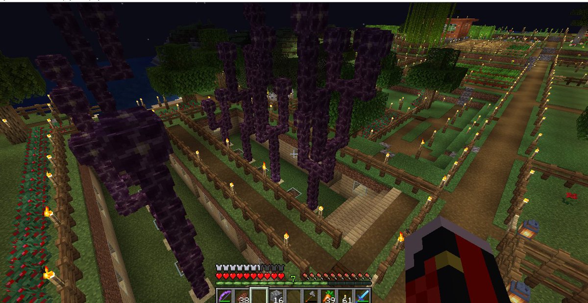 GrannyHells's tweet photo. Our farm @smctyre13 😃
I took over 600 screenshots across Blocksburg and the Nether. https://t.co/9i8rmN47gT