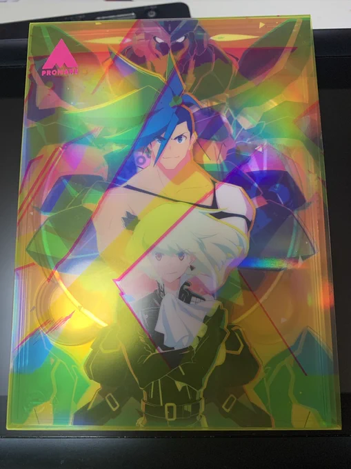 プロメアのBD衝動買いしてしまった(めっちゃ遊戯王のストラクチャーデッキの匂いする) 
