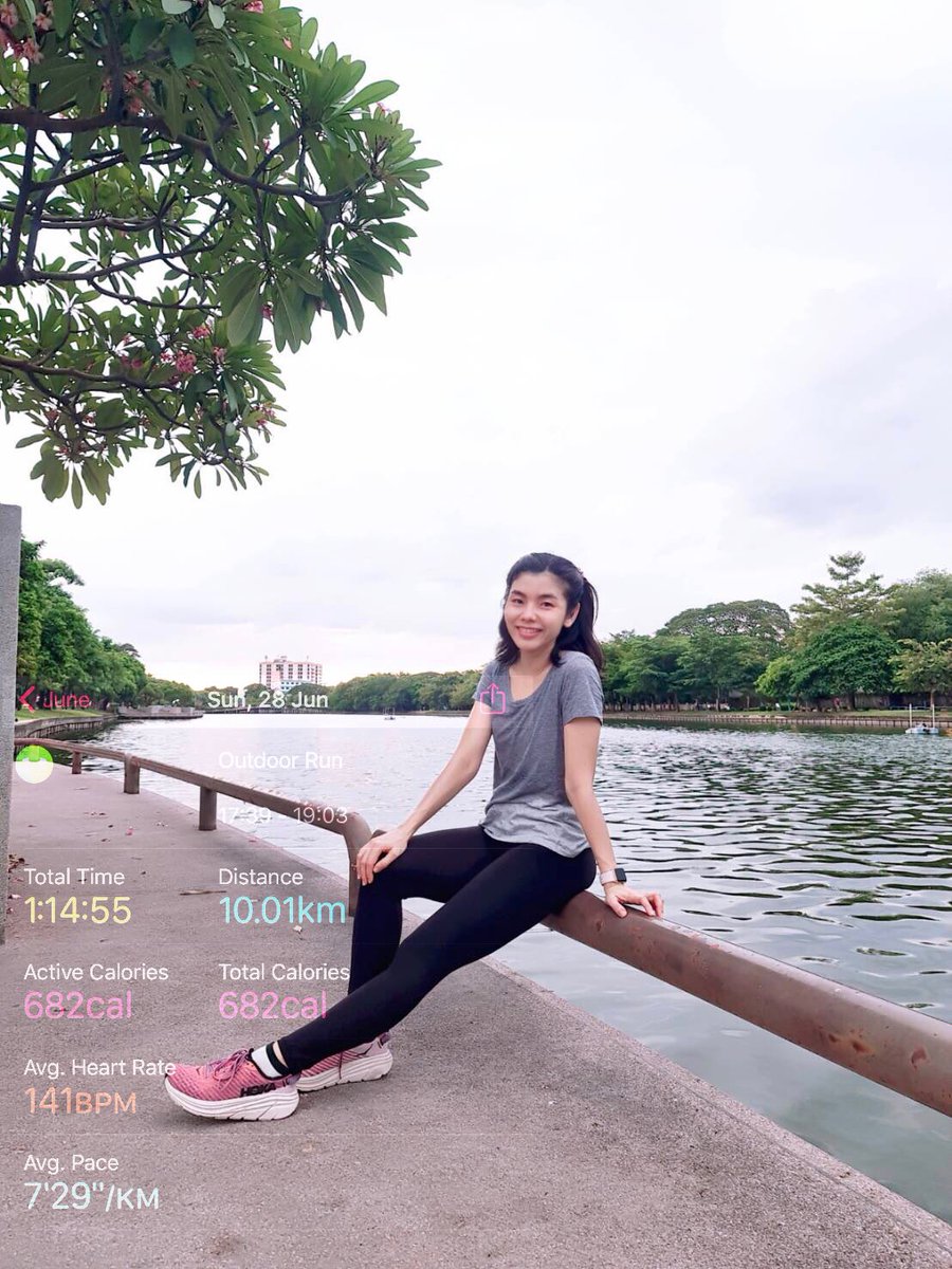 AoffyMyname's tweet photo. ถ่ายรูปเสร็จกลับบ้านได้ ^^ #runforwhat https://t.co/fgs0GeNDCk