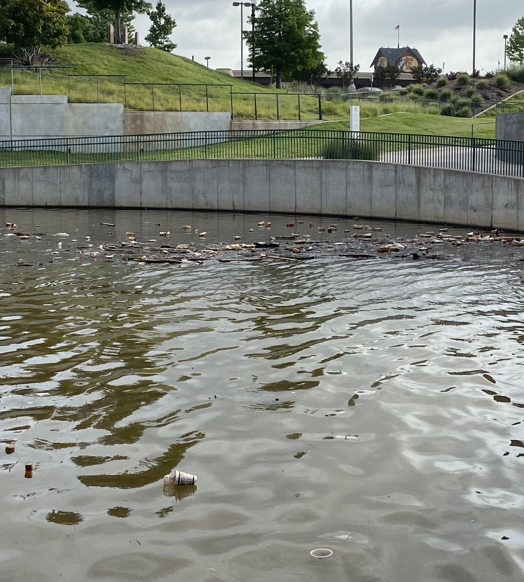 leforce76's tweet photo. We can do better than this. Can’t we?@BricktownOKC @cityofokc @davidfholt https://t.co/qO3ZbjGEoI