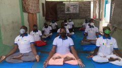 View image on Twitter