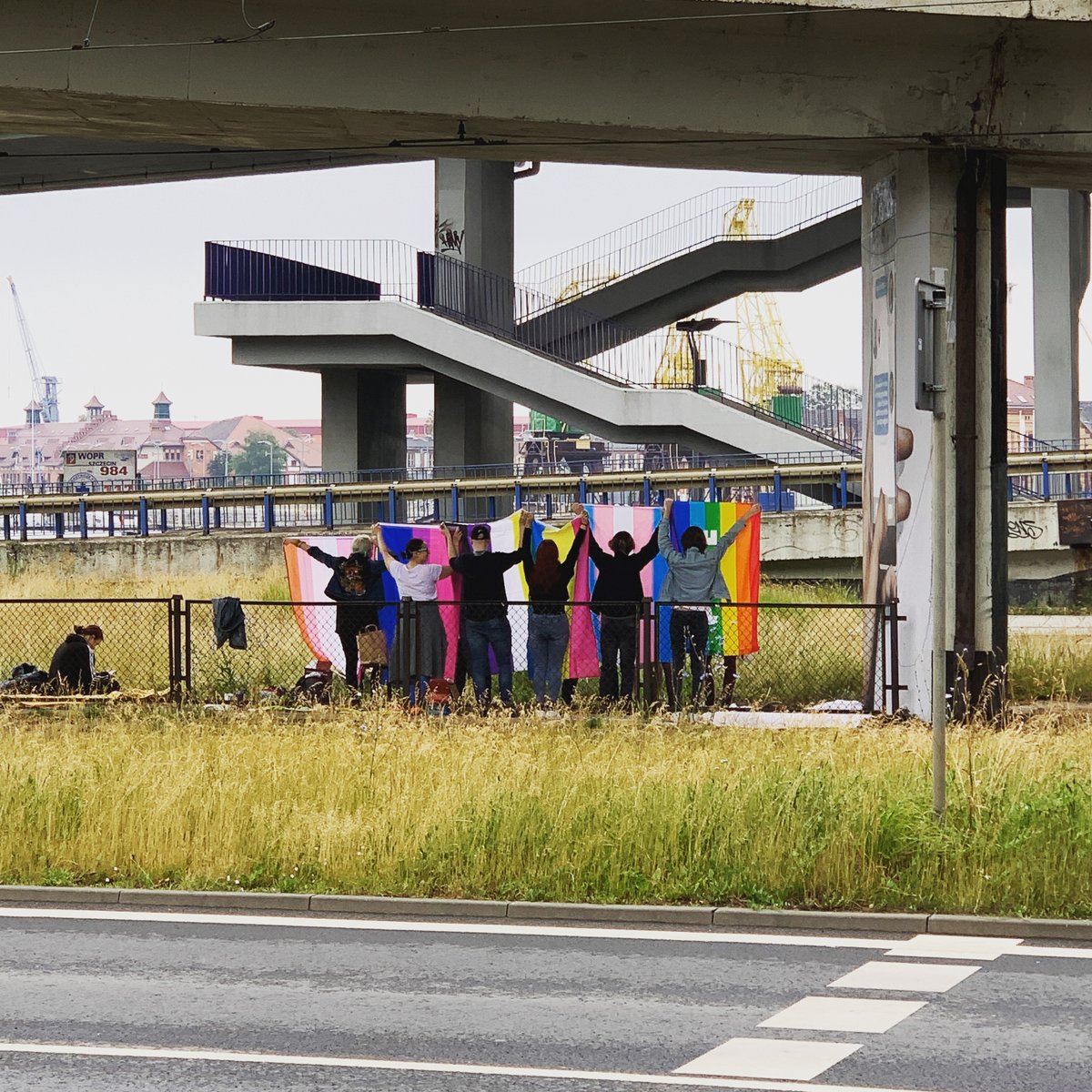 Felicia Mutterer tweet media