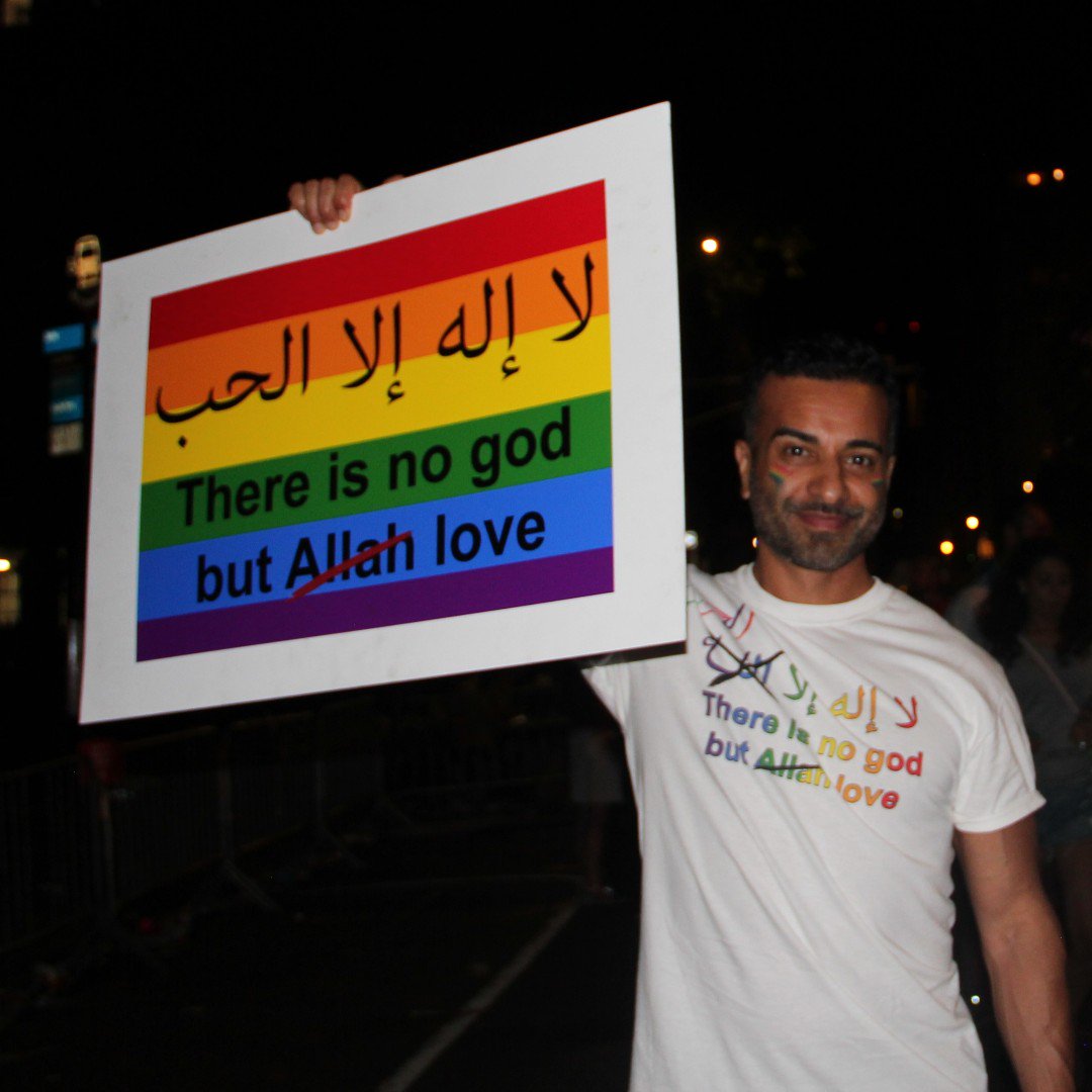 ExmuslimsOrg's tweet photo. Where religion tells us to hate we find love.

The great Sohail (@ReasonOnFaith) representing #ExMuslims in solidarity with the LGBT community
#PrideMonth https://t.co/JtYA5deU1q