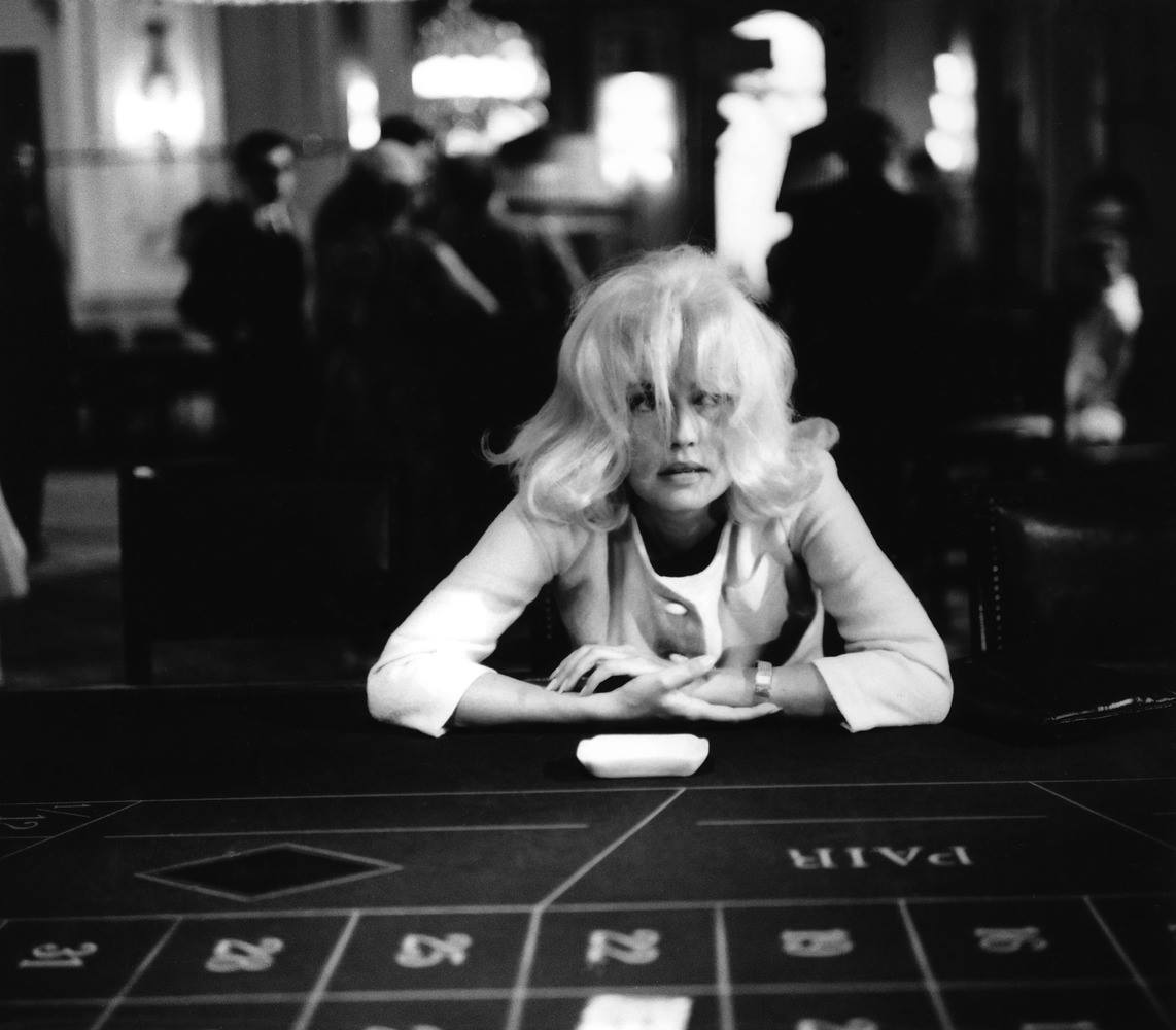 jatustein's tweet photo. Jeanne Moreau (January 23, 1928 – July 31, 2017)
Jacques Demy’s Bay of Angels (1963).
#JeanneMoreau #still #BayofAngels #1963s https://t.co/9y3aSDbTRe