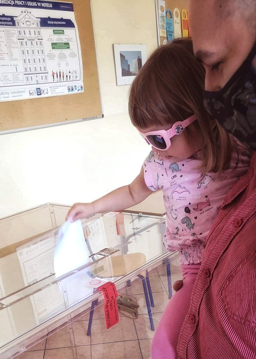 Nie obywatelski obowiązek, a przywilej. Warto z niego skorzystać, aby przywilejem i prawem pozostał. #IdźNaWybory