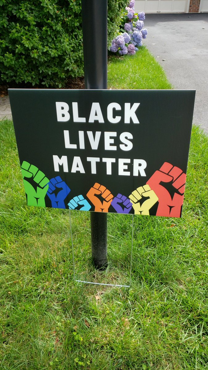OGudm's tweet image. First time in my life I post an opinion sign on my front lawn. This is too important #BlackLivesMattters