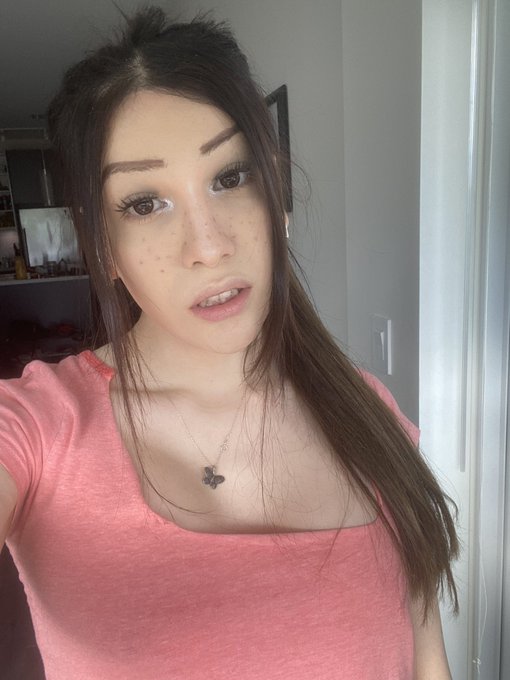 Rt if you would let me top you 🔝 I&rsquo;ll be gentle I promise 😈 https://t.co/xVMrITay8l<a href="/tag/trans"class="tags"><span>#trans</span></a>