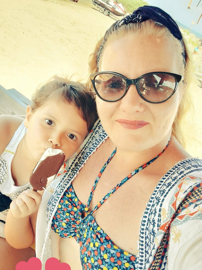 IamSyssyVie's tweet photo. Enjoy and appreciate life and those you love while you can. Tomorrow is promised to no one. 💕👩👦💕 #SundayFunday #lifeismuchbetterwith #Mybaby https://t.co/5aEMONERuv
