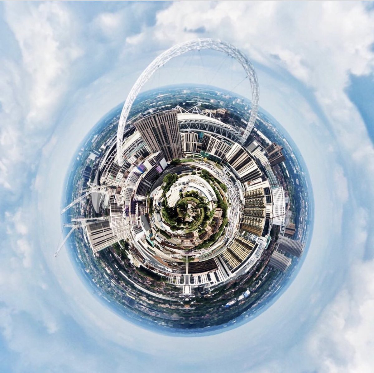 The arch at <a href="/wembleystadium/">Wembley Stadium</a> by <a href="/garyperlmutter/">Gary Perlmutter</a> with his #drone #Wembley #FACup #NUFC #ManCity #ChelseaFC #arsenal #manutd #dronephotography #dronestagram #photography #photographylovers #LEICHE #ATSocialMedia #londonislovinit #london #FACupSunday