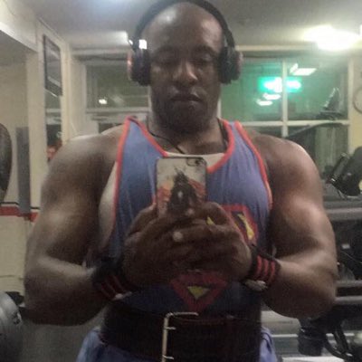 merc100_cbs's tweet photo. #NewProfilePic https://t.co/00EOVZG2tO