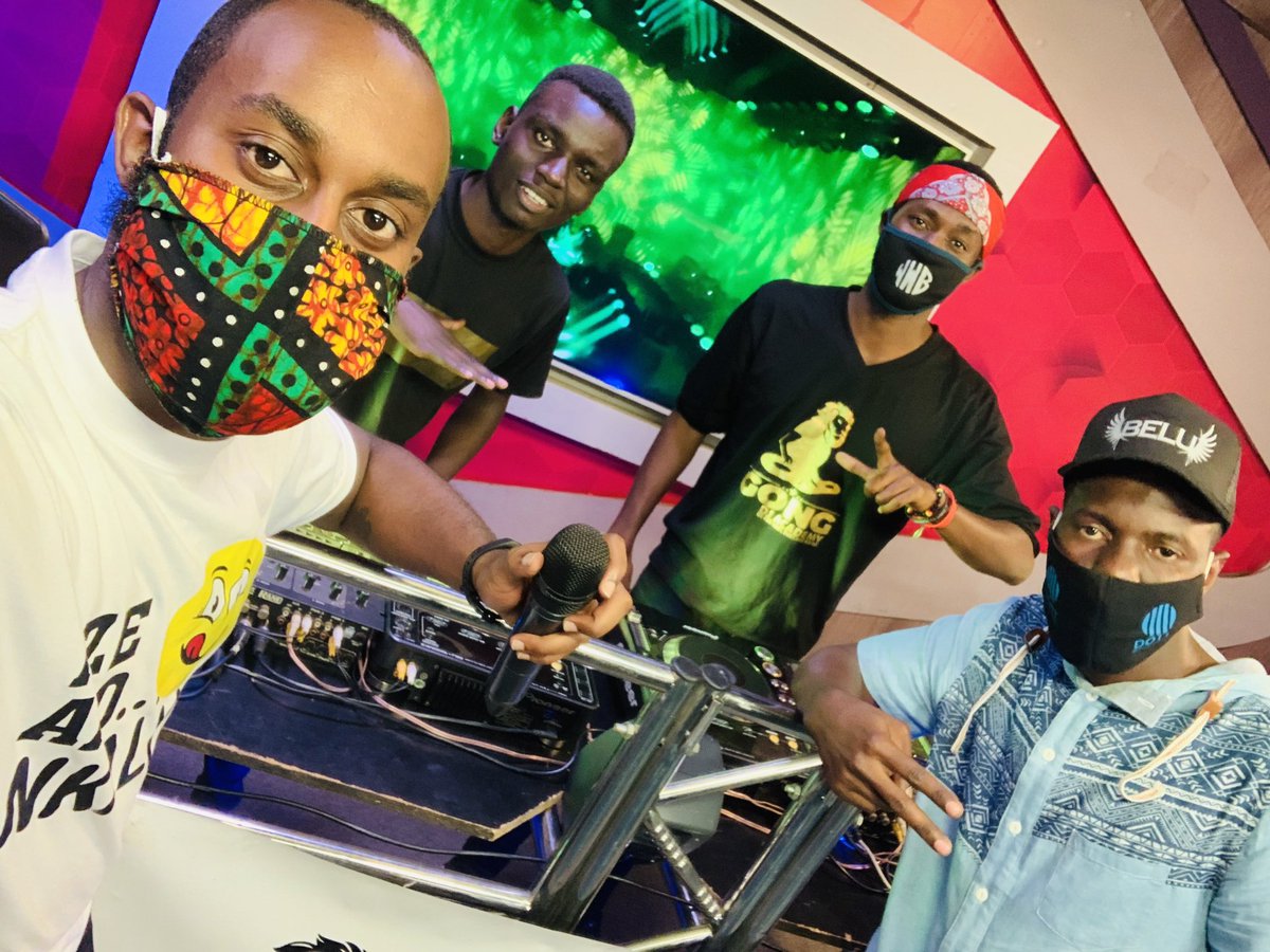 AineDasha's tweet photo. Its About Time!!!
We are the Emperors of the Sunday Parte.
Call us the #UrbanAfterMath only on @UrbanTVUganda Together with @AcademyGong we mash it up!!
Cc. @djbushbaby @Tinafierce1 @KzytoFrancis https://t.co/XsGySu4uMG