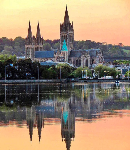 AlvertonHotel's tweet photo. Our great little city of Truro looks stunning in the summer evening light! π·: tack7 via Instagram
#lovetruro #visittruro #truro #trurocornwall #cornwall #visitcornwall #secrettruro #cornwalladventure #explorecornwall #exploretruro #trurolife #cornwallcity https://t.co/ed93L1YYGq