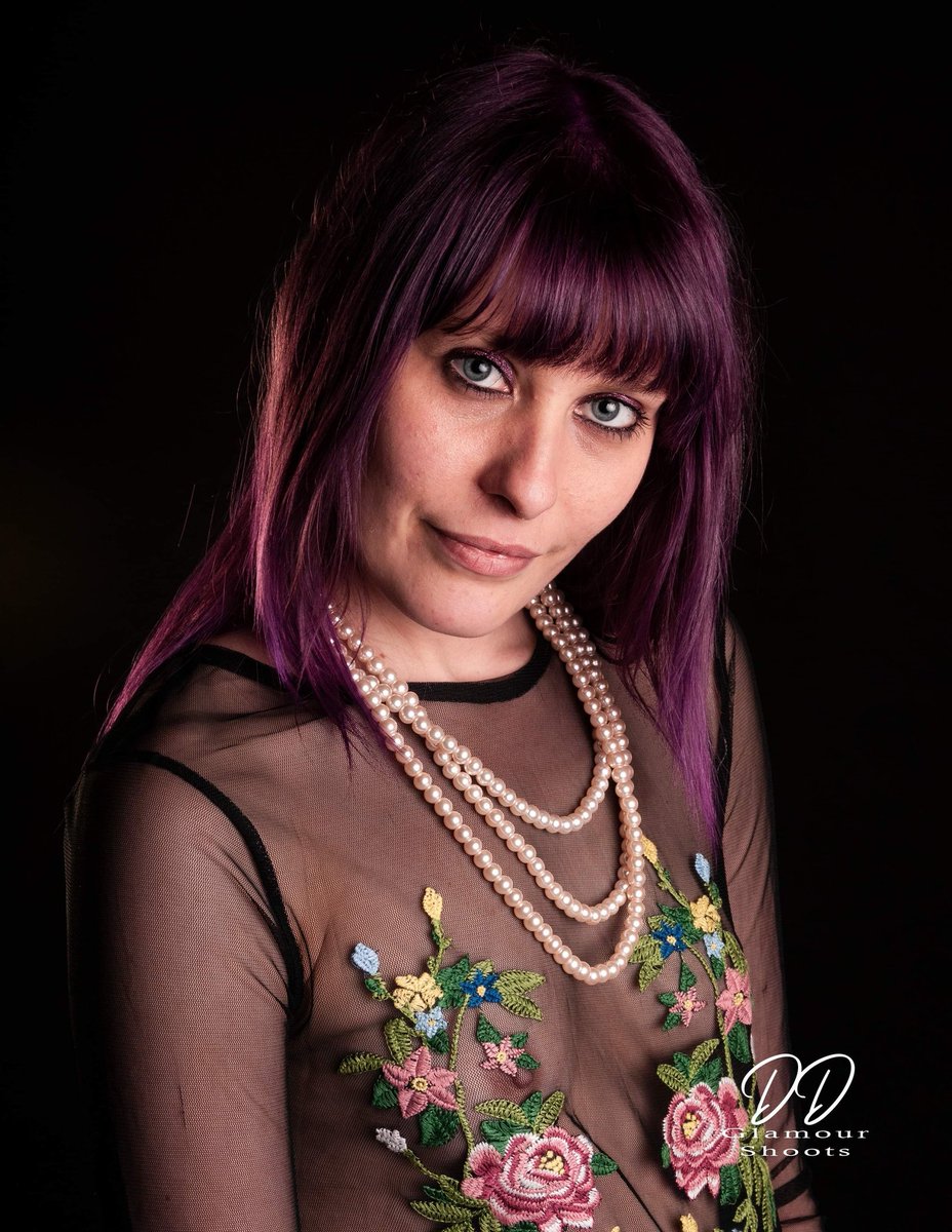 Jemma_model's tweet photo. #modelling #modellife #publishedmodel #photography #photographyislife #hullmodel #hullphotographer #skin #fashion #portrait #portraitphotography #boobs #nipple #nipslip #photooftheday #purplehair https://t.co/2ydd3LFEfb