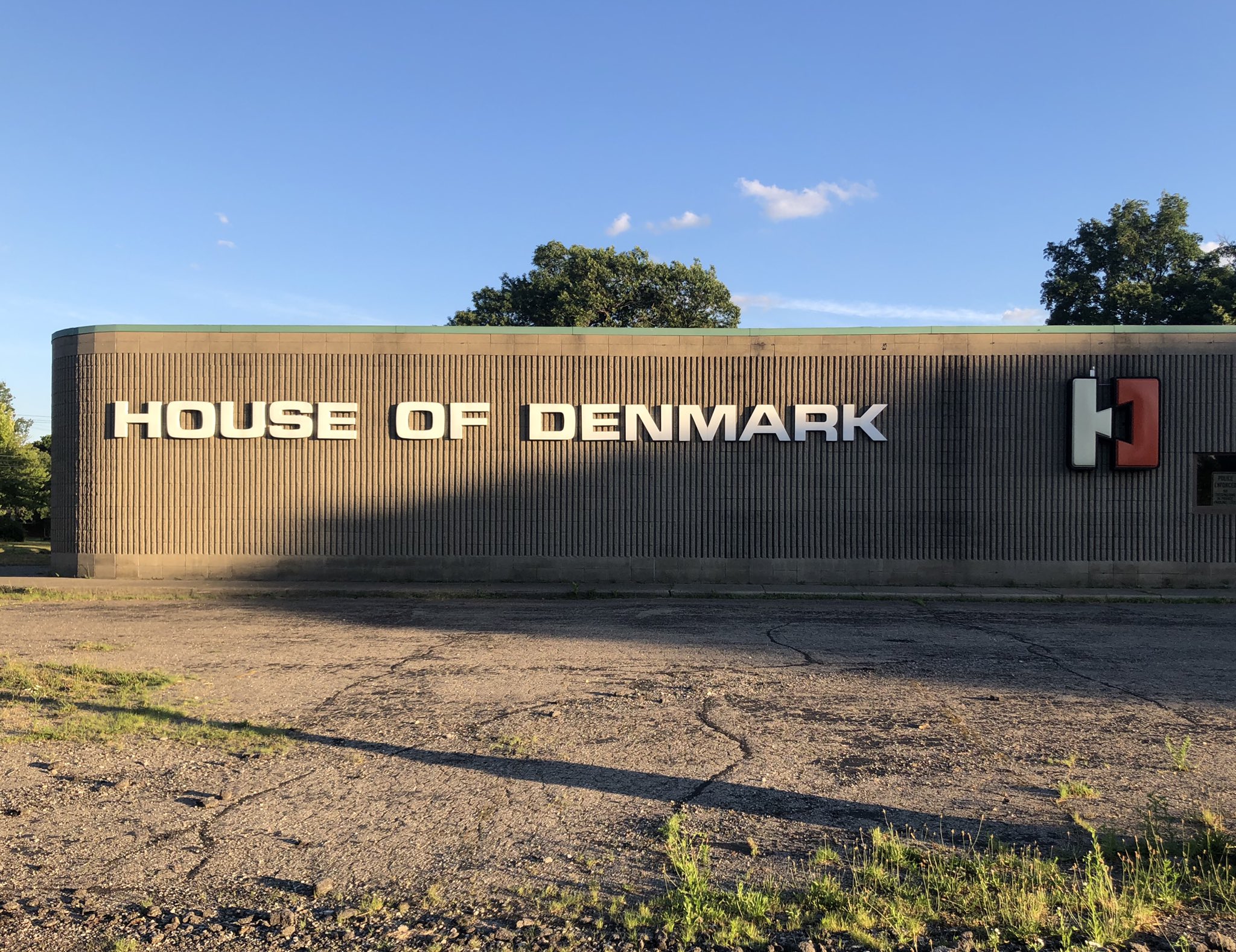 Midwest Modern on Twitter "Rossen/Neumann Associates, World Camera aka