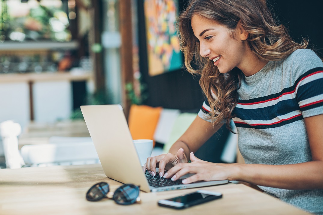 CambridgeEng's tweet photo. Help your students improve their writing skills with Write &amp; Improve. Learn tips and ideas on how to use the tool to give feedback on your students’ writing in seconds.

Register now: https://t.co/Qlvh3s23uO

1 July 11am (UTC)
2 July 4pm (UTC)

#webinar #ESLteacher https://t.co/21udpo24hq