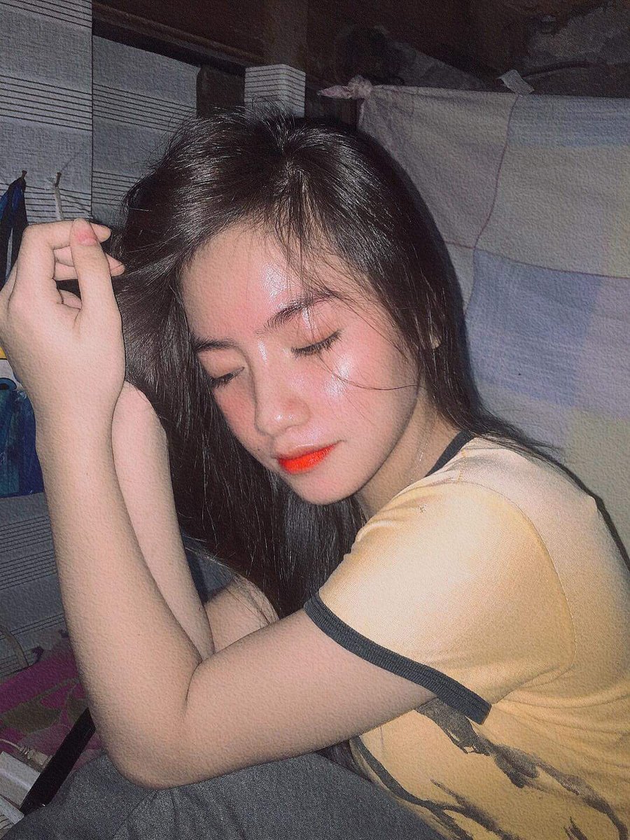 chiiu_08's tweet photo. Di muna tqmbay hahahaah https://t.co/OpH18t6aej