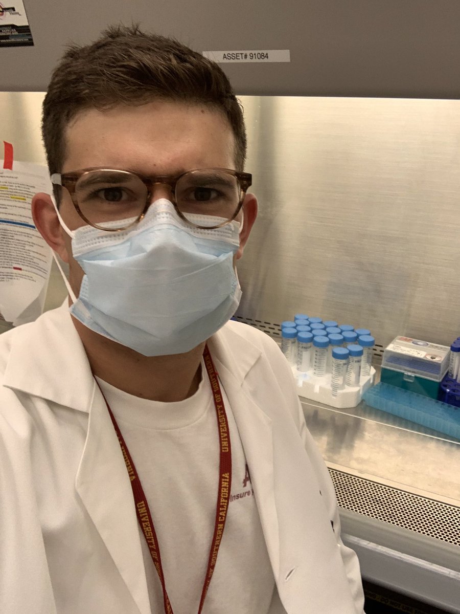 Charles_M_Bowen's tweet image. Jamming to some #PJ20 in the #VilarLab ⁦@MDAndersonNews⁩ . #EndCancer #CancerNeverSleeps #SundayScience #MaskUpHOU