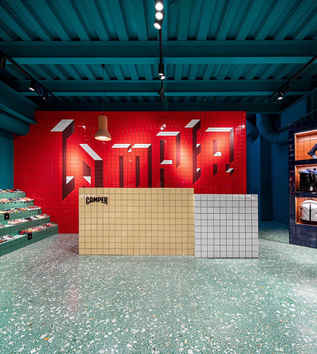 Customised 50x50x2cm terrazzo tiles by #tomasalonsodesignstudio in his project for @Camper
 😊😉😉😉
#terrazzobyhuguet #bespokebyhuguet #handmadeinmallorca 
Photo by <a href="/sucopataruco/">Andrés Fraga</a>
