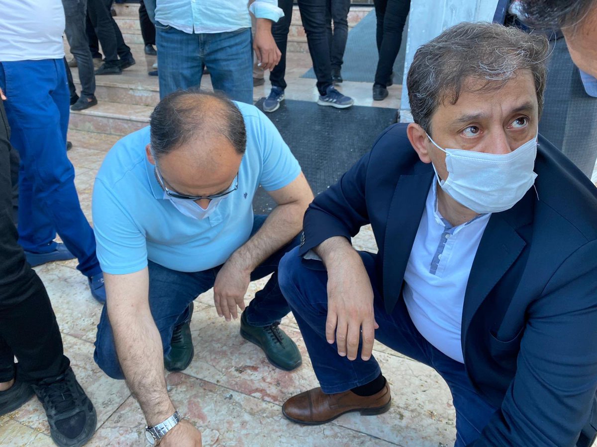 Türkşeker Hububat Pazarında 🙂 

Gaziantep ve Urfa’daki çiftçilerimizi ziyaret ettik. Her iki ilimizdeki Ticaret Borsası ve ziraat odalarımız ile bir araya geldik....

#hububat
#türkşeker
#çiftçimizkazanacak
#türkiyekazanacak