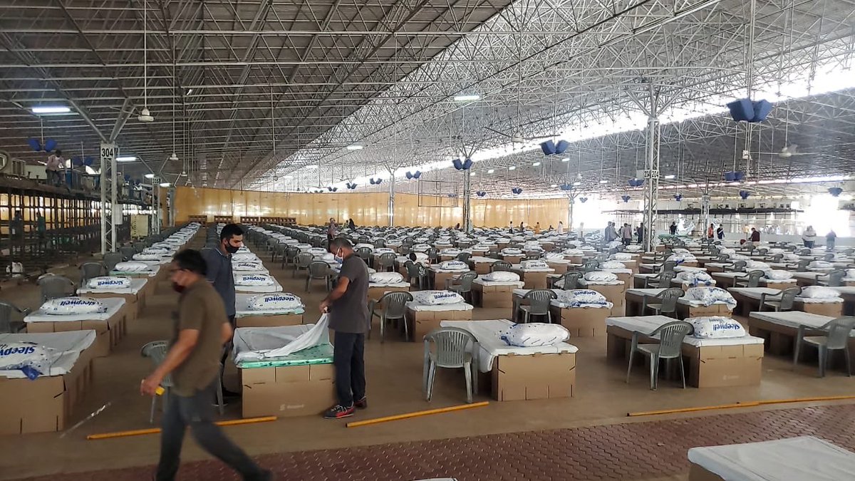 DsoniOfficial's tweet photo. Coming together to see the government and sewadars at the Radha Swami Satsang Center in Delhi provides 10000 bed facilities for the patients. I have participated in many satsangs here. Feeling proud to see such good use. 🙏🙏🙏🙏 #ChattarpurCenter https://t.co/h5PID2fsNP