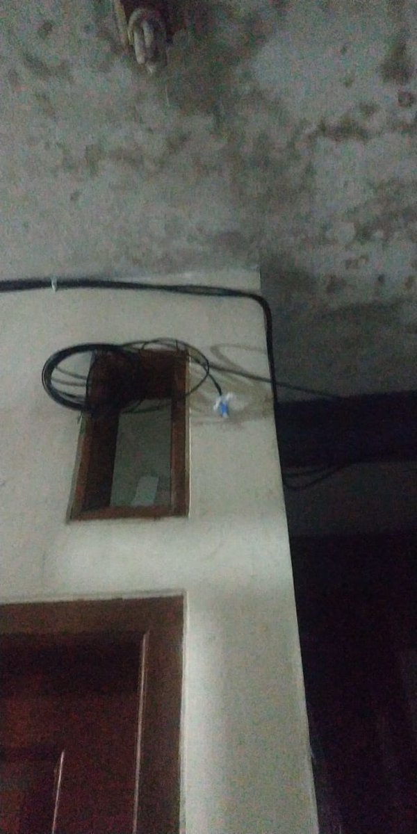rawaludincom's tweet photo. Memang sakti sekali @indiehome.
40gb pemakaian quota tgl 23. 51gb pemakaian tgl 28. Padahal kabelnya ga dicolokin. Gimana ga cepet abis FUP nya? Siluman kali yak yang pake? #indiehome https://t.co/GIFTBEwIdg