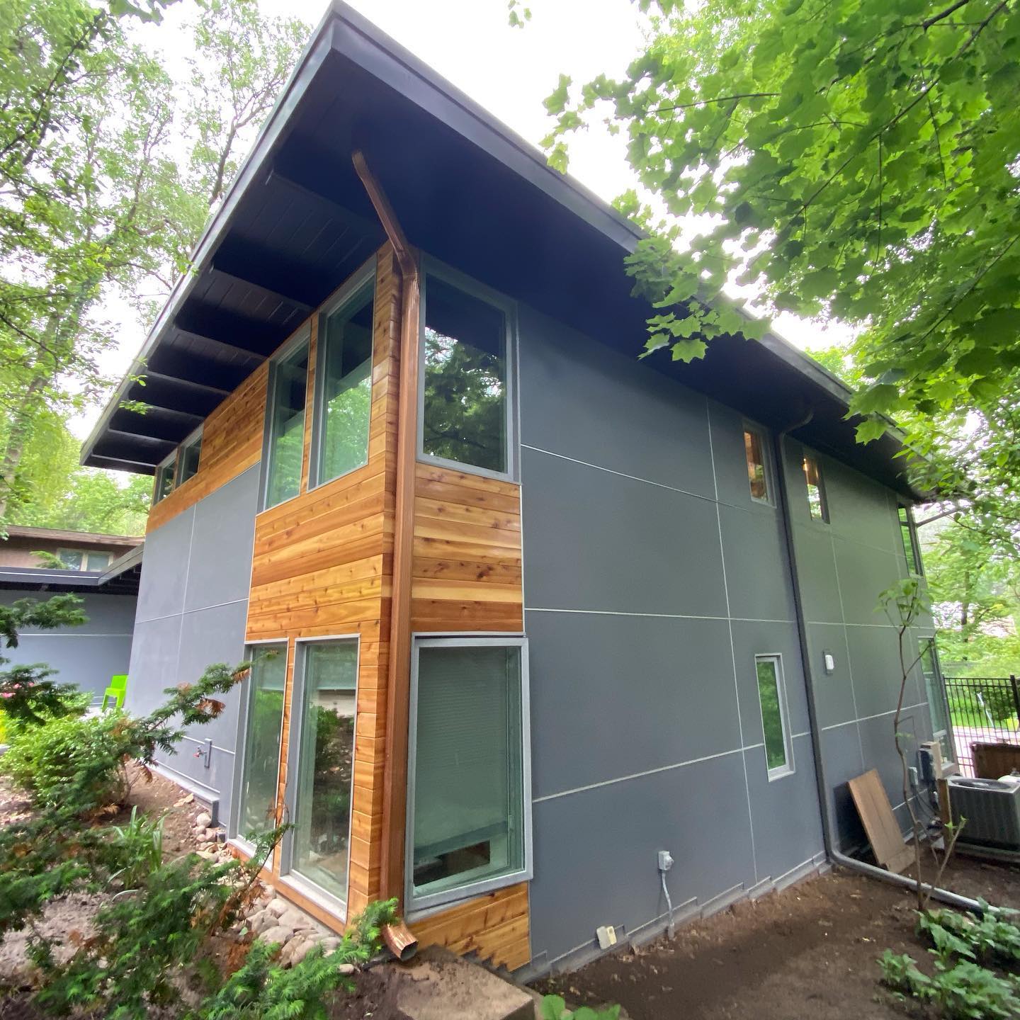 James Hardie on Twitter "Carpsexteriors used smooth texture HardiePanel® vertical siding with