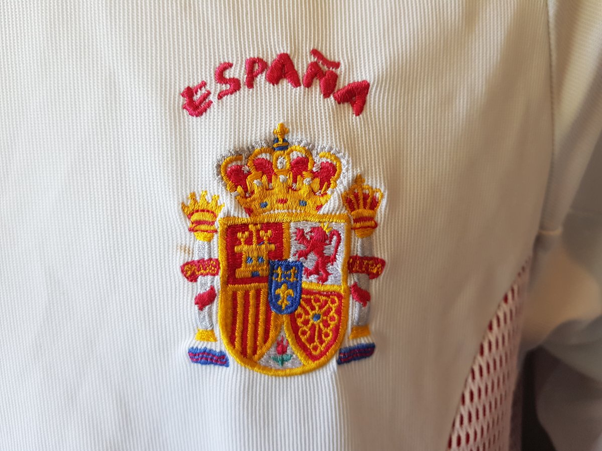 retrokits's tweet photo. For Sale Spain Football Shirt Adult M Away 00/02 Adidas #adidas #retrokits #LaRioja 

https://t.co/8sAMCCzXOV https://t.co/pnL7PnJE6h