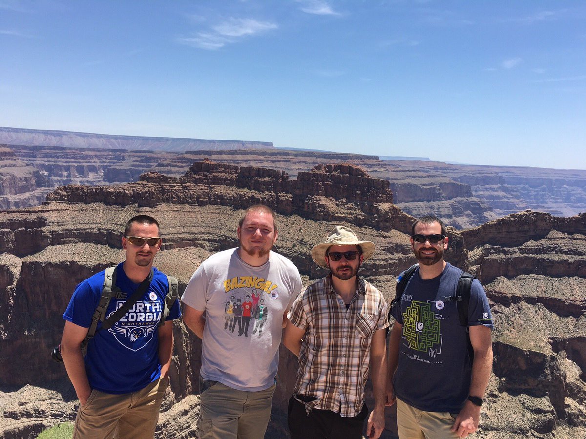 jcheatham's tweet image. Day 28 of the #AV30DayChallenge - here’s an #AVSelfie of part of our AV team at @AVIXA #Infocomm16 - between our 3 day classes and the show floor, we did a day trip to the Grand Canyon! #AVTweeps #HigherEd