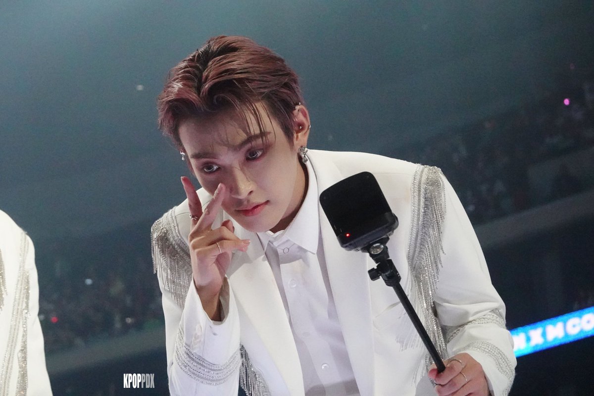  #ATEEZ    #에이티즈  