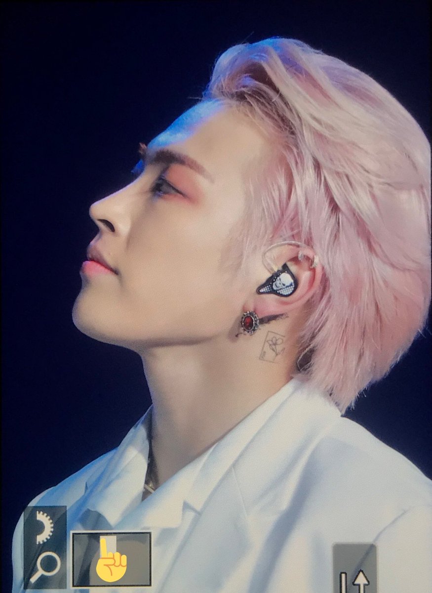  #ATEEZ    #에이티즈  