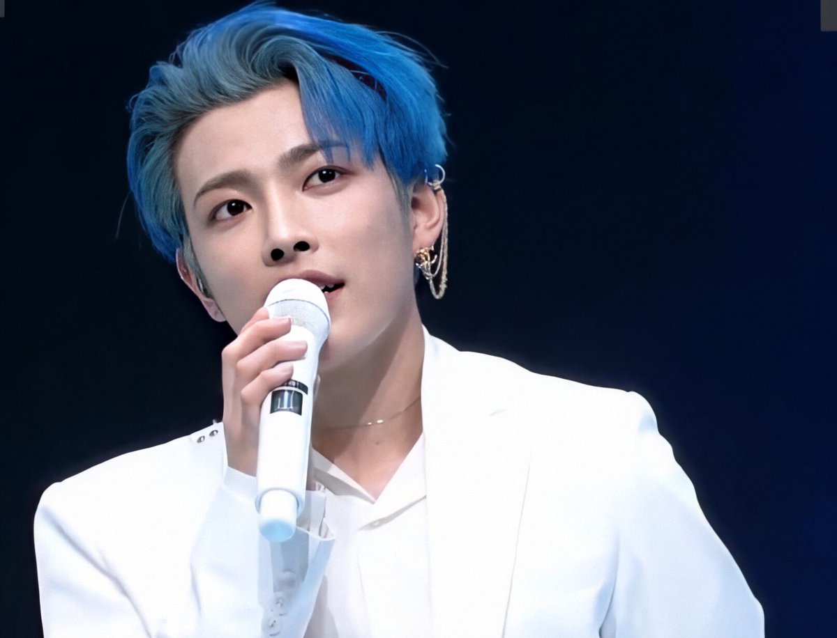  #ATEEZ    #에이티즈  