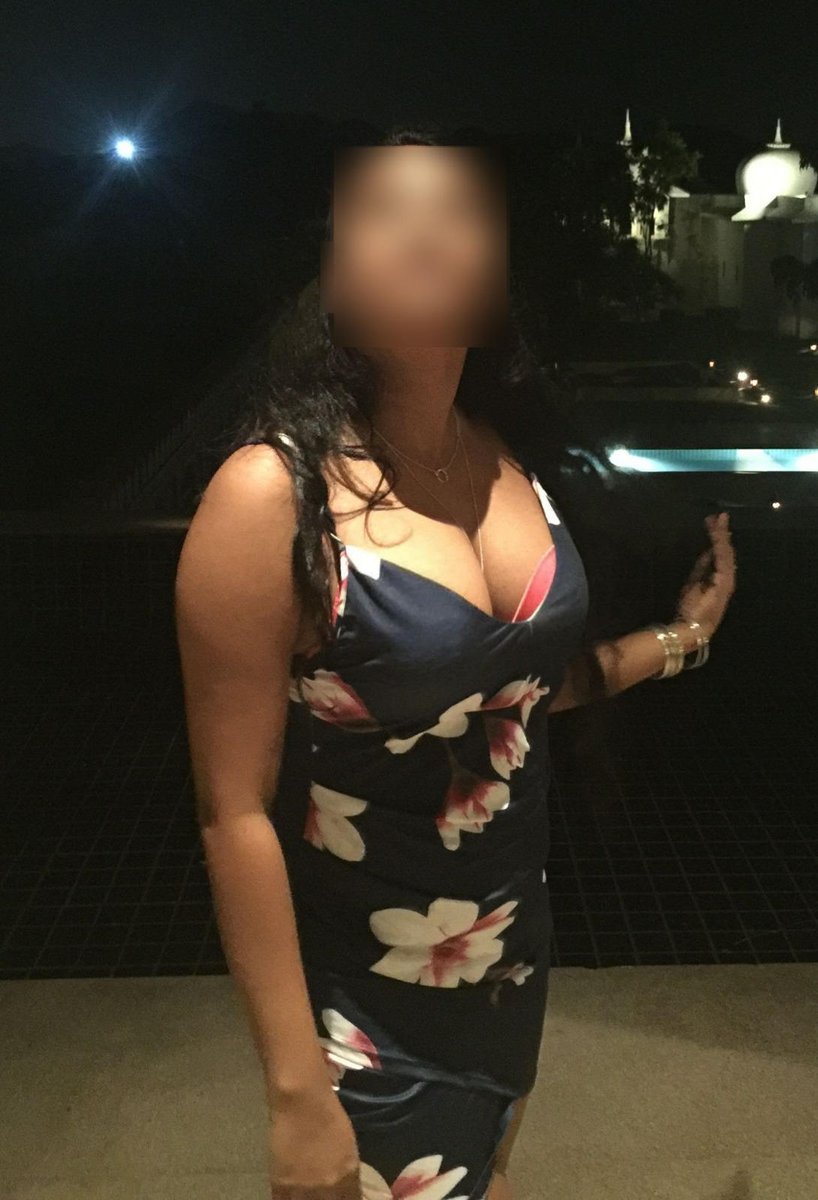 BDFUCK1's tweet photo. ★ VIP CALL GIRL ★
Name : Hasina
Location : KHULNA
Full night  10,000 Taka 
3 Hours 5,000 Taka
1 game 3,000 Taka https://t.co/KtyLmphigz