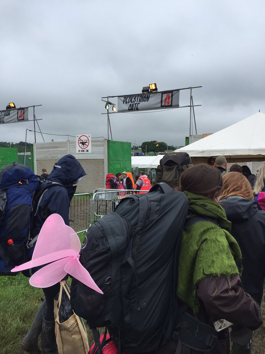 stonkingbonkers's tweet photo. @LakesStiles @lakes_bins #GateA #GlastonburyAtHome vs #2016 https://t.co/uyPY2IoZQ8