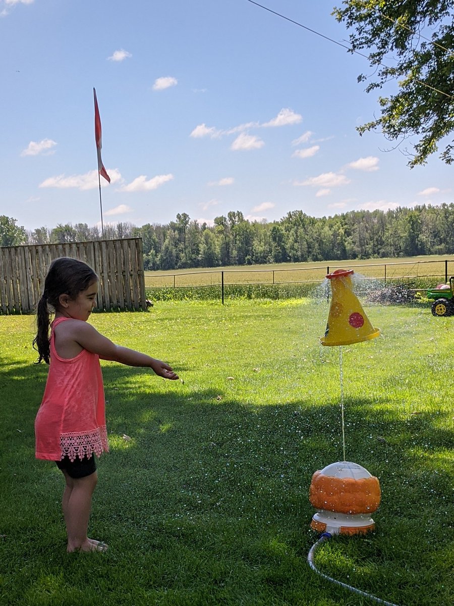 smallwonder7's tweet photo. Congrats @WhamOtoys for a very well made toy. This classic water toy is now being enjoyed by my little ones 40+ years after I first enjoyed playing with it. Wait, whaaaaat....ouch, that means that I'M 40+. #summertimefun #nothingbetterthanachildslaughter https://t.co/BPszfrGYYC