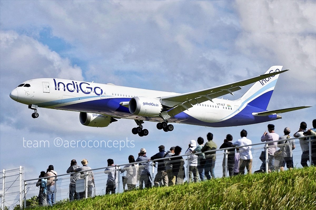 _aeroconcepts_'s tweet photo. Largest Aircraft in India's Largest Airline's fleet - BOEING 787-9 DREAM)LINER on short finals at Tokyo's Narita Intl Airport.
.
Aircraft : Boeing 787-9
Airline : IndiGo
Registration : VT-ILT 
@IndiGo6E @iamadityaghosh @teamaeronews @GEAviation @CSMIA_Official @DelhiAirport https://t.co/91Fmr9nWgP