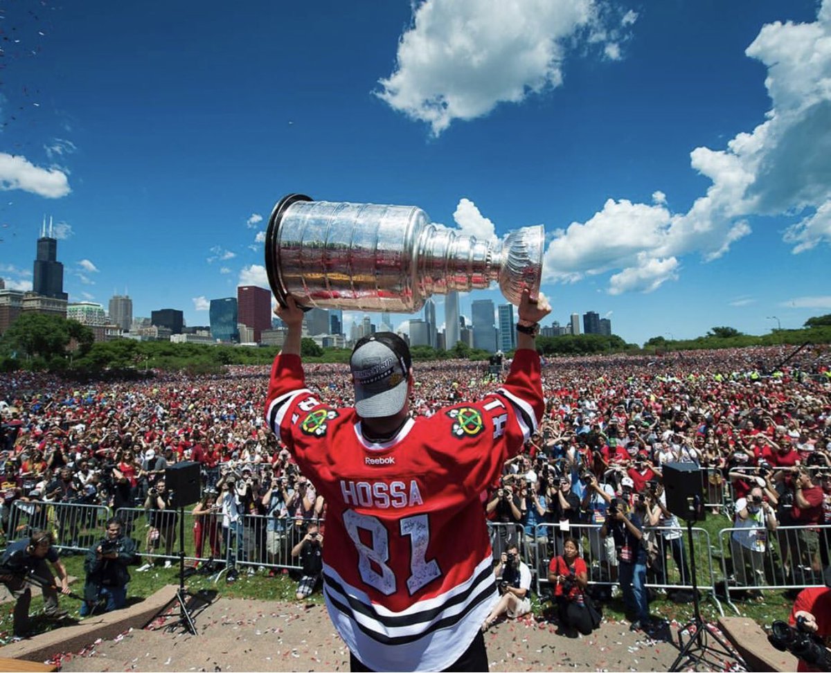 Comiskey22's tweet photo. 7 years ago today.
Perhaps the greatest picture known to man. #HossaHOF https://t.co/4u6UPz6Nik