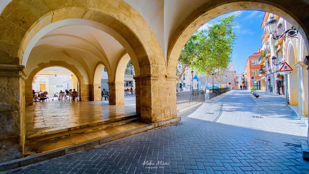 MikeFotoLife's tweet photo. El Arco del Raval, Elche.
•
©️Mike Mani - Fotografía web
•
#elraval #elche #elx #estructuras #fotografía #photography #igerselche #visitelx #visitelche #elarcodelraval #elchesolypalmeras #comparteelche #patrimonioilicitano #fotosdeelche #fotosdelx https://t.co/Xuih3OefAc