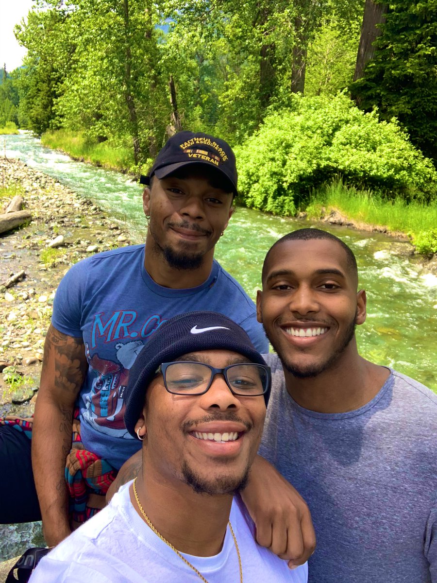 QuincThePrince's tweet image. “A friend loves at all times and a brother is born for a time of adversity.” Proverbs 17:17