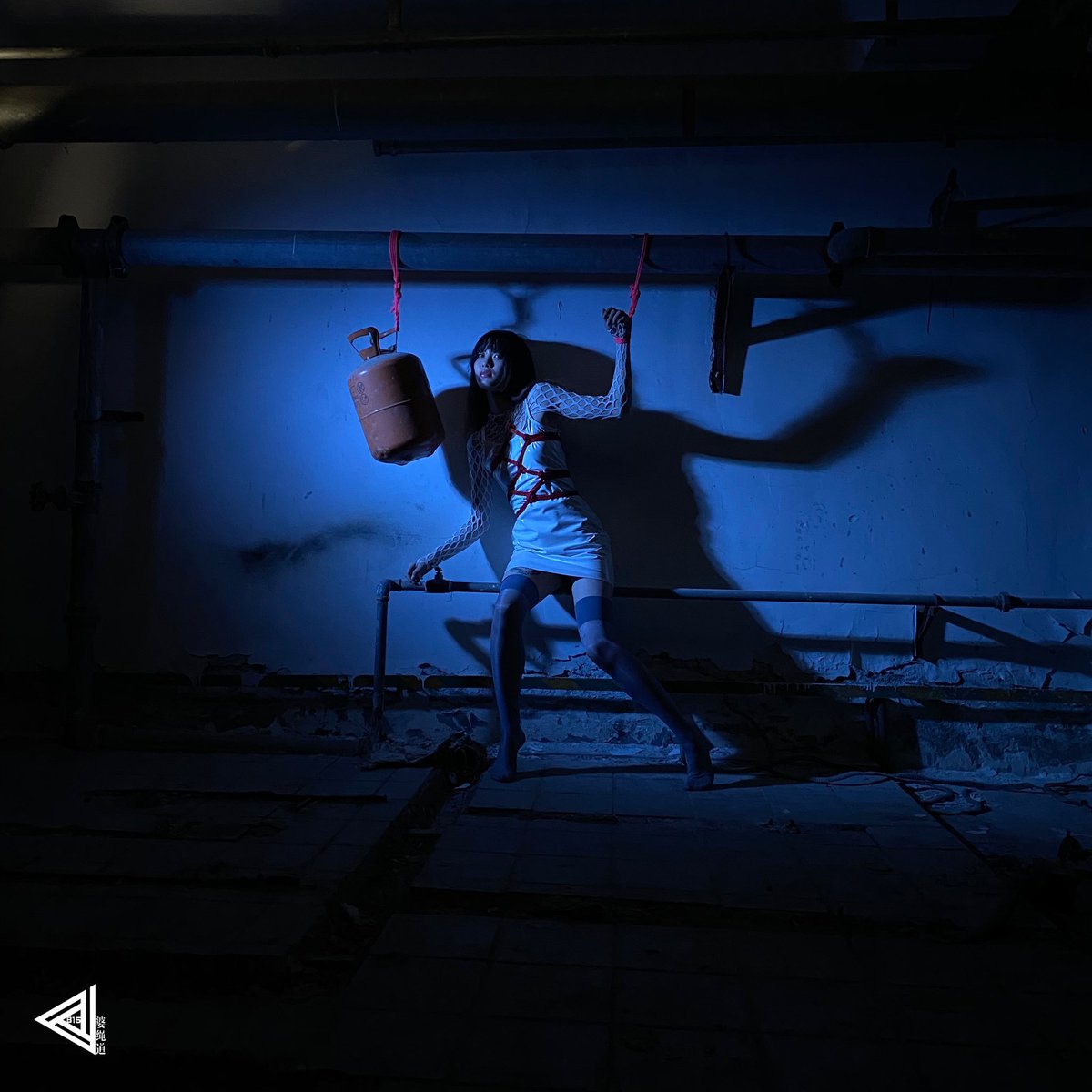 😄

#shibari #bondage #kinbaku #livehouse #show #contemporaryart #fashion #art #underground #china #model #artist #cosplay #tattoo #sexy #girl #bdsm #bar #tiedup #繩藝 #捆绑  #緊縛 #縛り #bdsmcommunity