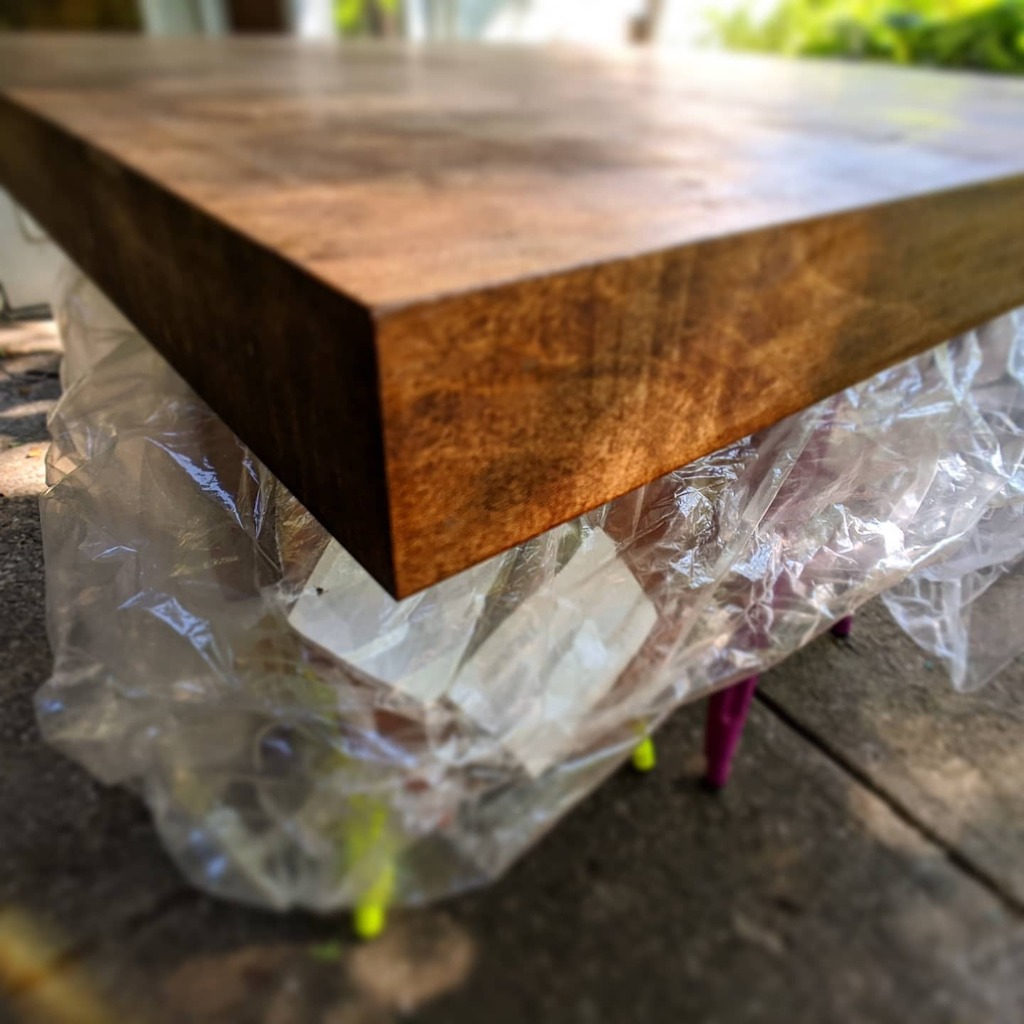 tebInteriors's tweet image. For #screwitsunday Terry is finishing the countertop for the island in his  new Closet/Dressing Room.
.
This is one of last items on the checklist to finish off this room.
.
Pics and vids on the way.
.
.
#customcloset #injectsomeedge #homegasm #interiord… instagr.am/p/CB_OdqxJlMG/