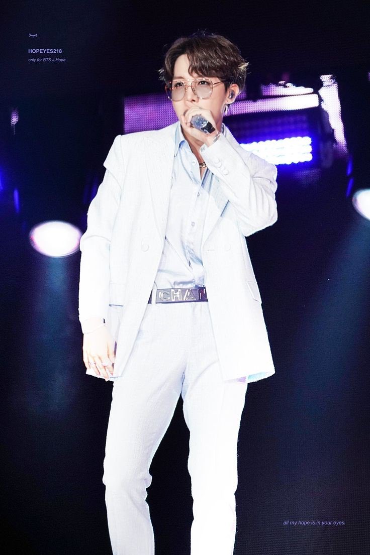 Hoseok as Becky G: a needed thread 