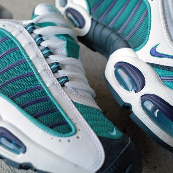 Kicks Deals You Can Enjoy Savings Of 60 Off On The Spirit Teal Regency Purple Nike Air Max Tailwind Iv At 62 97 Free Shipping With Your Nike Account Promotion Buy