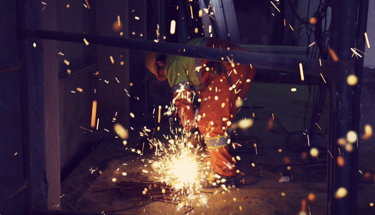 Demain matin, notre cabinet lancera un nouveau produit qui s’adresse aux entrepreneurs de construction. Nous travaillons avec les membres de notre équipe et nos principaux collaborateurs sur ce projet depuis plusieurs mois.
#FarleyAvocats #construction #démarrageentreprise