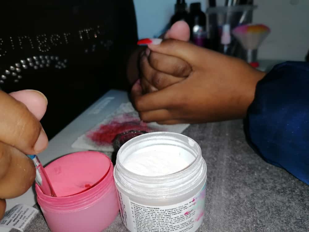 NathiLukuko's tweet photo. Gray and Nude ombre nails!!

👇
Perfect nails Done by Nip-Nats Cliniq
Call now to book your appointment
☎0715880972 / 0761500065 
                            OR
📱 What'sapp me Please

visit us in Old Crossroad https://t.co/CrBxS3JiK2