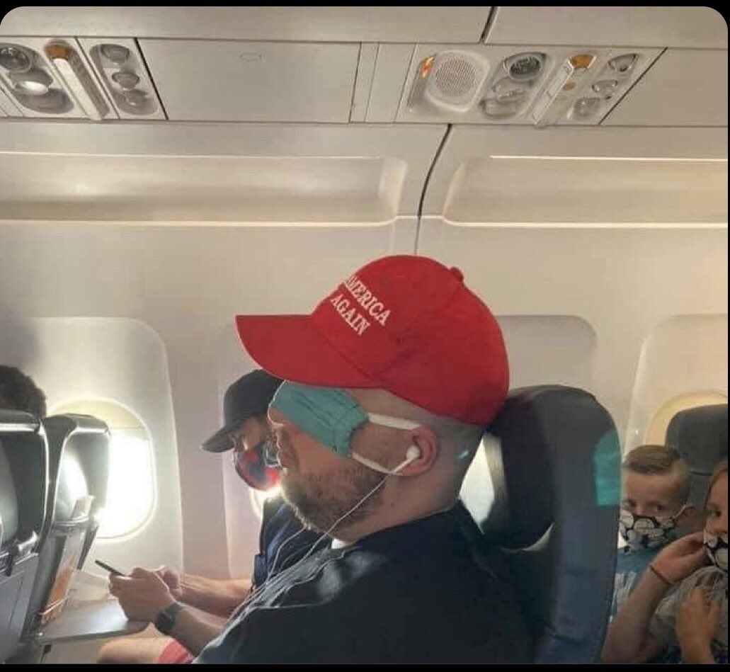 SOCCERSHOP1's tweet image. If you visit one of our 4 locations and you don’t have a mask, we will provide one for you.  Please use it appropriately while shopping with us.  When you leave, feel free to take the mask with you.  Just thought this pic was funny, sad but funny. #Multiusage #WearAMaskSaveALife